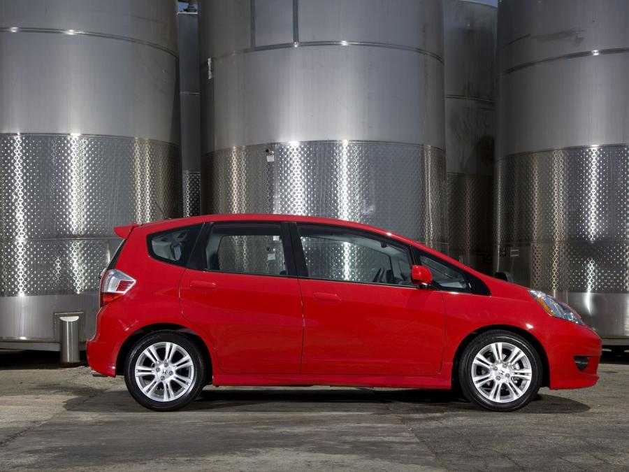  Honda Fit Sport 2008 года  (фото 4 из 32)